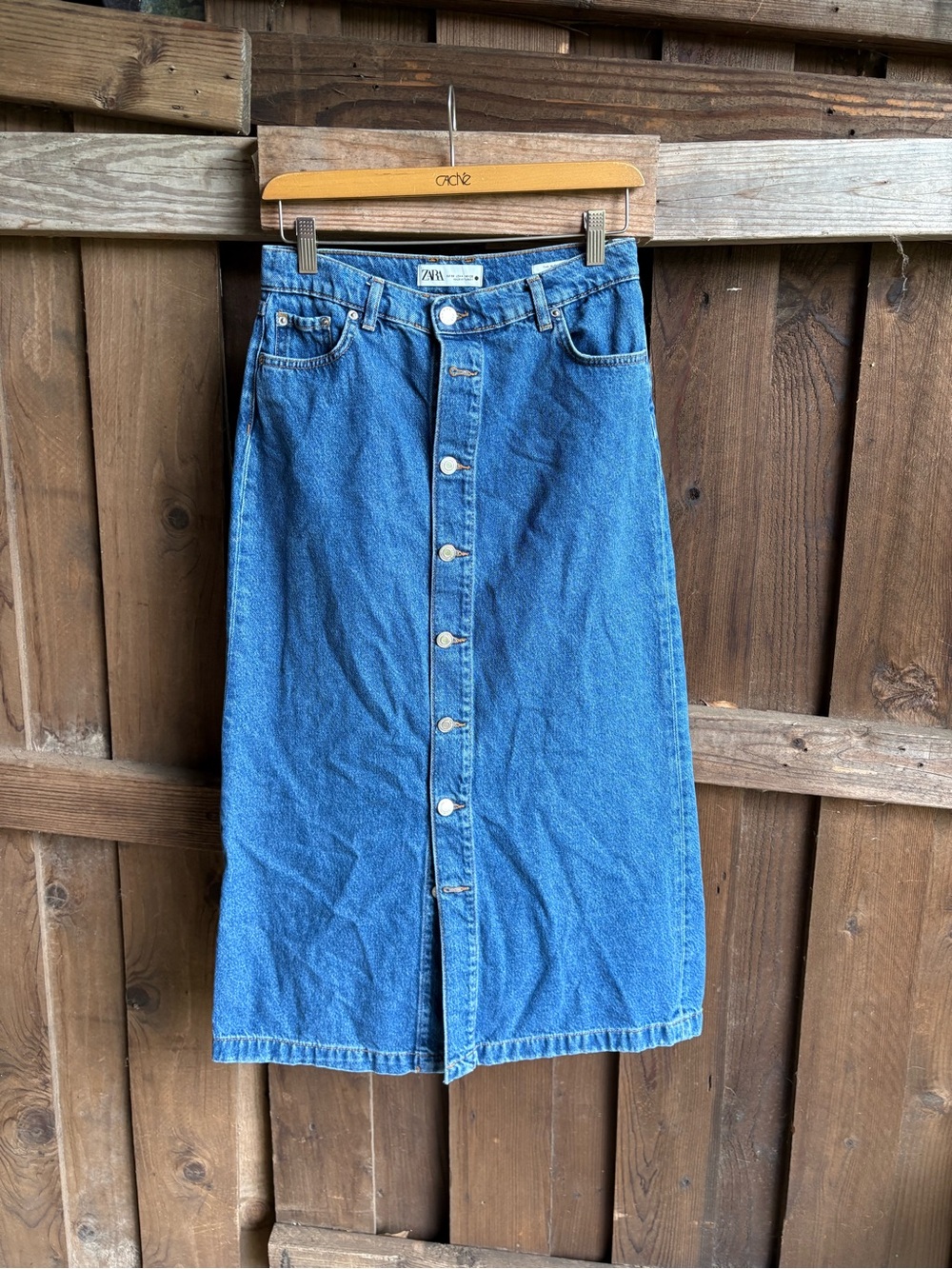 Zara Blogger Favorite Button Down Denim MIDI Skirt